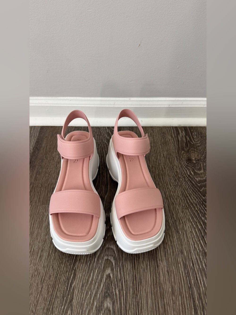 Hunter pink platform sandals - Picture 10 of 11
